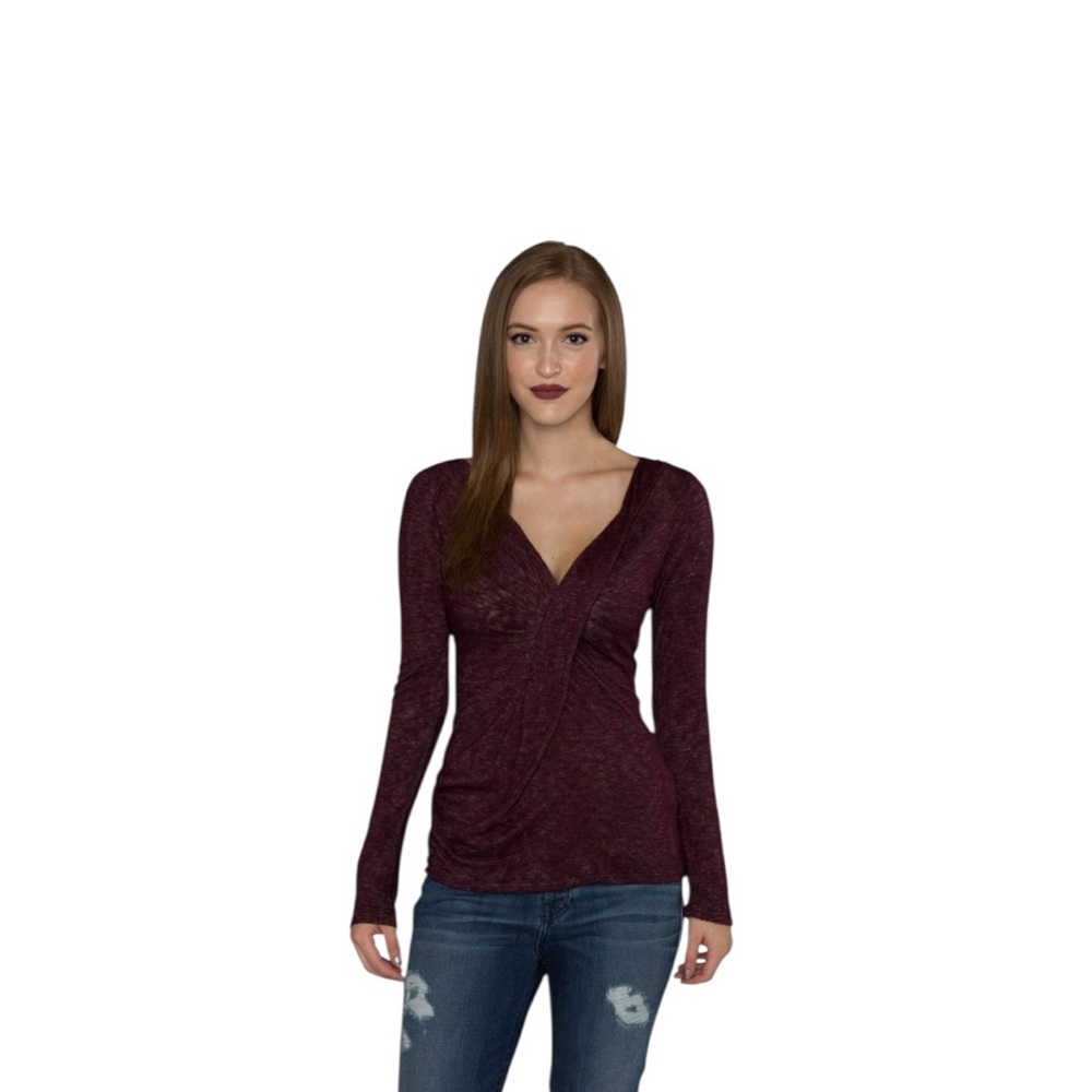 𝐒𝐀𝐋𝐄🚨𝐕𝐄𝐋𝐕𝐄𝐓 by Graham&Spencer Surplice Wrap Top